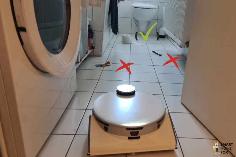 Das Testergebnis des Samsung Jet Bot AI+ bei der Objekterkennung von Badgegenständen ist zu sehen.